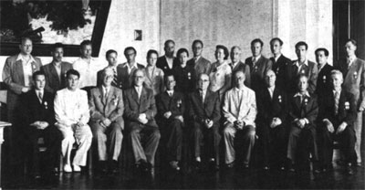 Группа сотрудников ИТМ и ВТ АН СССР в день награждения за создание БЭСМ в Кремле, 1956 г.