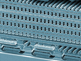 Кристалл Matrix 3-D Memory содержит четыре слоя транзисторов