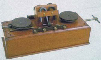 Магнитный детектор Г. Маркони 1902 г.