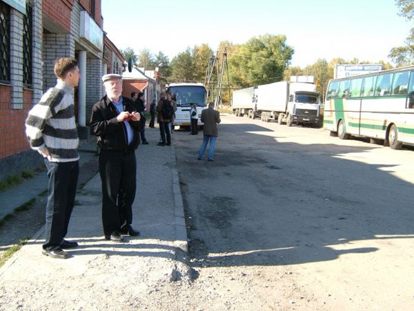 2005. Никлаус Вирт и Руслан Богатырев. По дороге из Москвы в Суздаль