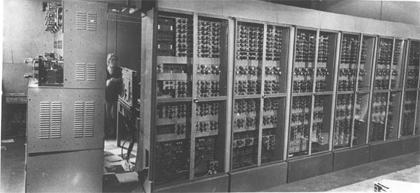 ЭВМ «ЛИТМО-1» — первая цифровая электронная вычислительная машина, разработанная в Ленинградском институте точной механики и оптики