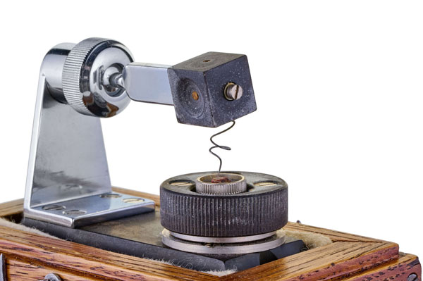 Детектор кошачий ус (Политехнический музей)